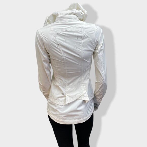 LULULEMON Puddle Jumper Jacket in‎ White - Picture 3 of 11